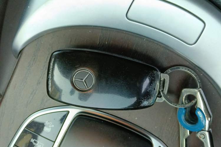 Used Mercedes-Benz GLC 2021 GLC 260 L 4MATIC Luxury Model Vehicle Key