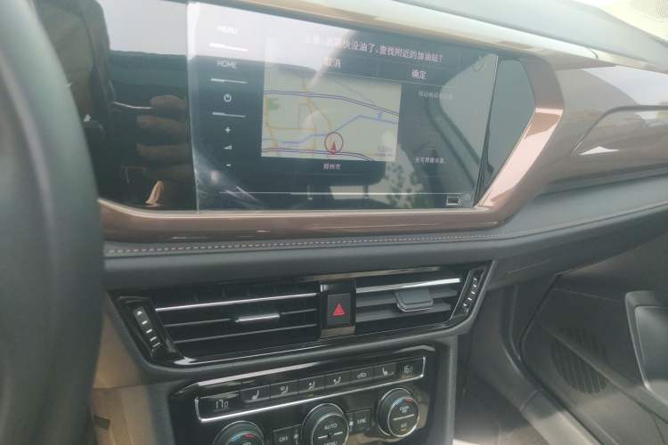 Used Volkswagen Tharu 2019 280TSI Two-Wheel Drive Luxury Version China VI Standard Audio And AC Panel