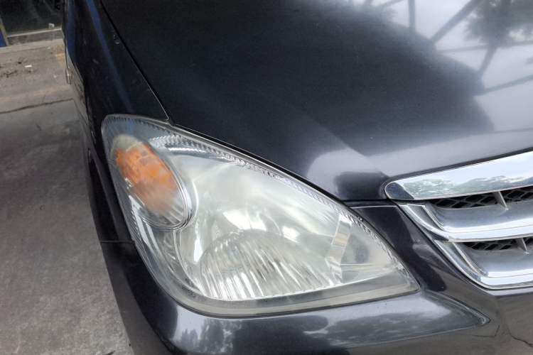 Used FAW Senya M80 2009 1.5L Automatic 7-Seater Luxury Version