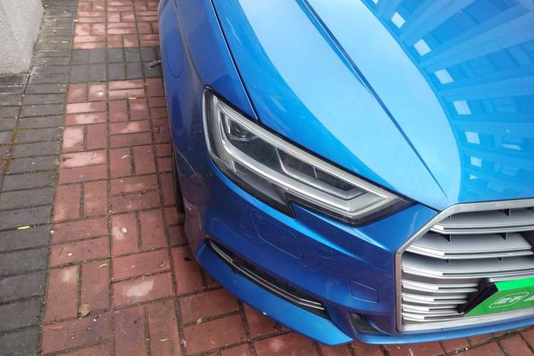 Used Audi A3 2020 Sportback 35 TFSI Fashion Edition China VI Emission Standard Right Front Headlight