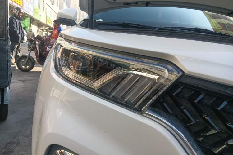 Used DORCEN G60S 2019 1.5T Manual Luxury Version China V Standard
