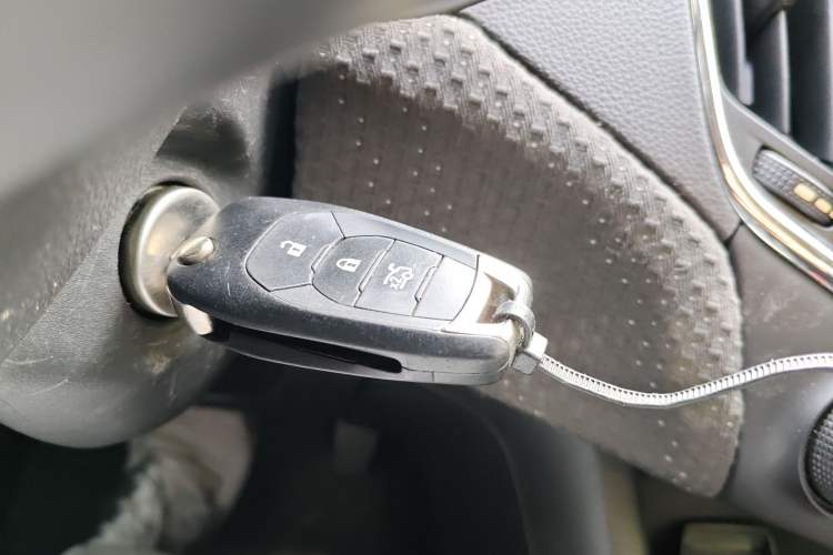 Used Chevrolet Cruze 2016 1.5L Automatic Luxury Edition Vehicle Key