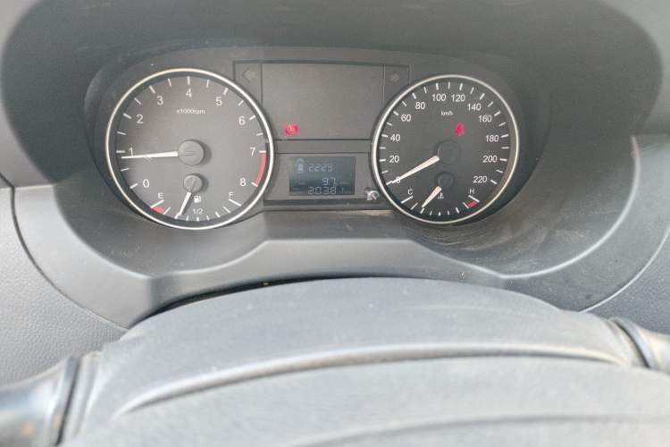 Used JAC Refine M3 2022 1.8L 7-seat Standard Edition