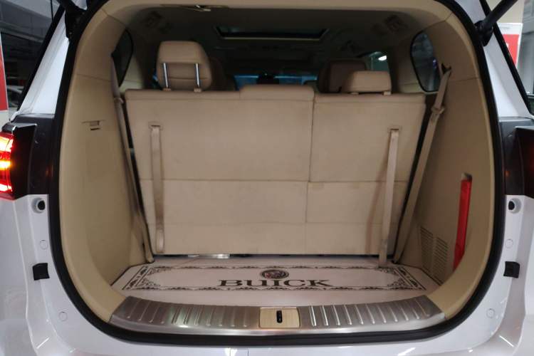 Used Buick GL8 2023 ES Lu Zun Luxury Model
