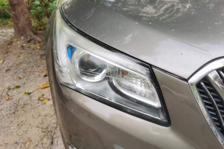 Used Buick LaCrosse 2013 2.4L SIDI Leading Comfort Version Right Front Headlight