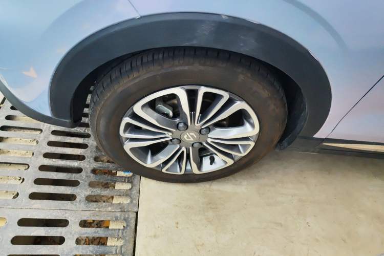 Used Leapmotor T03 2024 310 Comfort Edition Left Front Wheel Hub