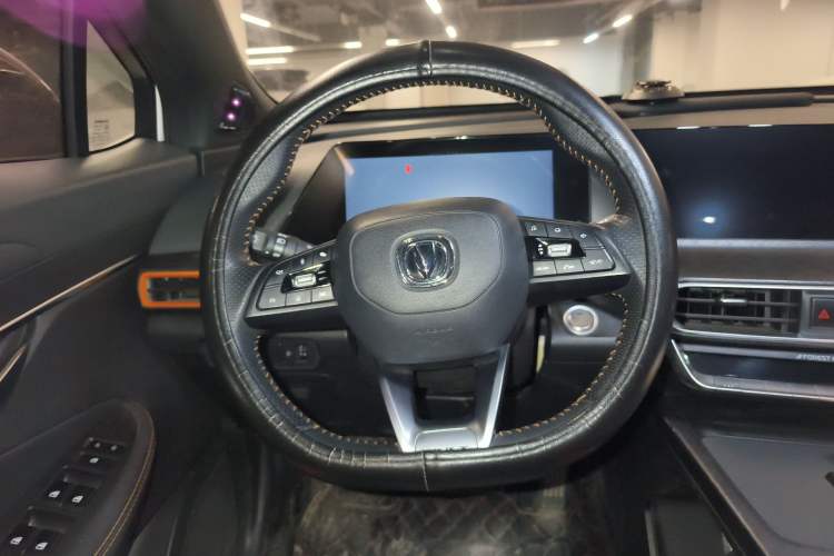 Used CHANGAN UNI-T 2022 2.0T Prestige Version Steering Wheel