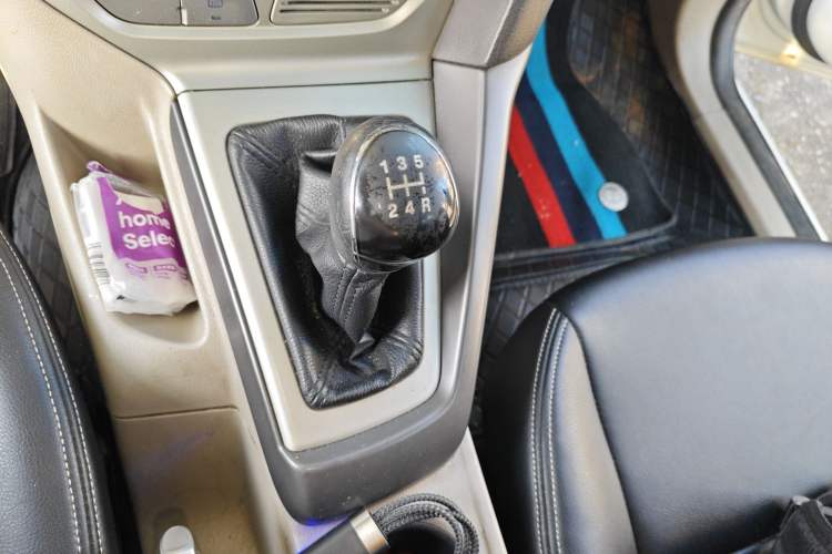 Used Ford Focus 2012 Sedan 1.6L Manual Comfort Model
