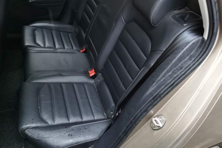 Used Volkswagen Golf 2015 1.4TSI Automatic Luxury Model
