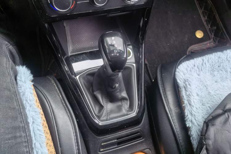 Used Volkswagen Tacqua 2020 1.5L Automatic Yue
