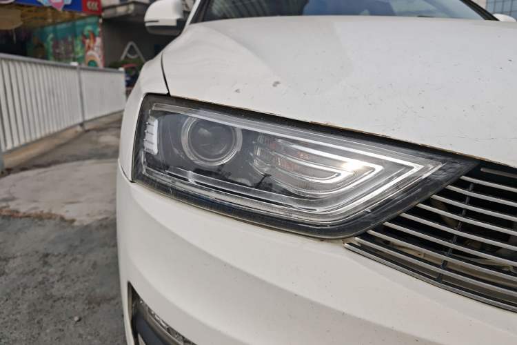 Used Zotye SR7 2016 1.5T CVT Cube Heart Edition China IV Standard
