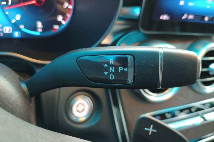 Used Mercedes-Benz GLC 2020 Facelift GLC 300 L 4MATIC Dynamic Edition
