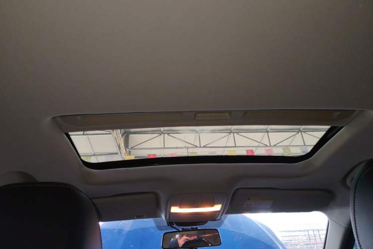 Used Roewe i5 2019 1.5L Automatic 4G Connected Langhao Edition
