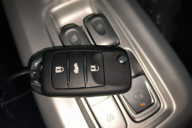 Used Qiyuan Lumin 2026 Model Treasure Edition 205km Passionate Beige Ningde