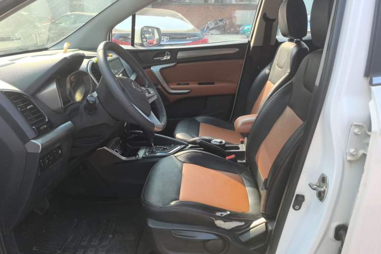 Used JAC Refine S3 2014 1.5L CVT Luxury Version
