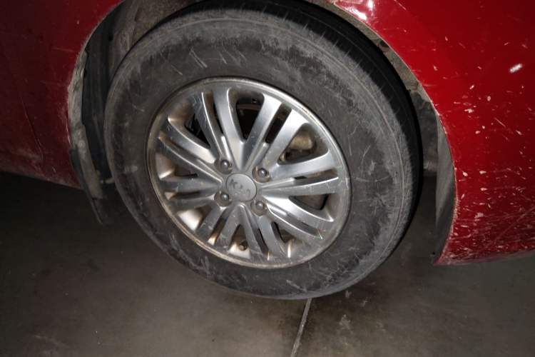 Used Kia K2 2012 Sedan 1.4L AT TOP Anniversary Edition