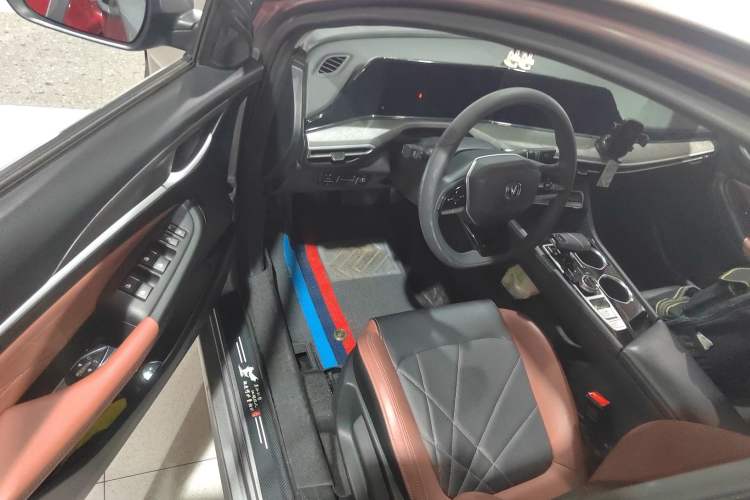 Used CHANGAN Eado 2022 PLUS Blue Whale NE 1.4T GDI DCT Prestige Edition