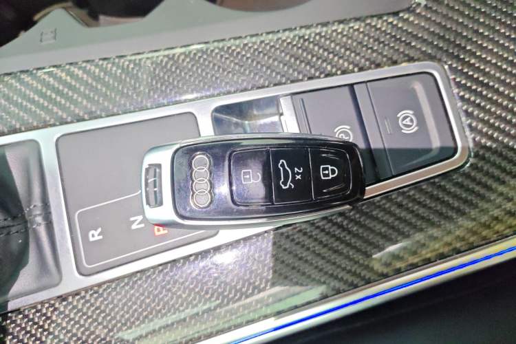 Used Audi A6 2021 Avant Avant-garde 45 TFSI Prestige Dynamic Edition Interior 1