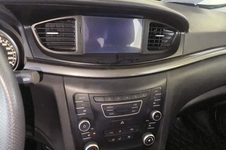 Used Bestune B50 2016 1.6L manual Comfort trim level