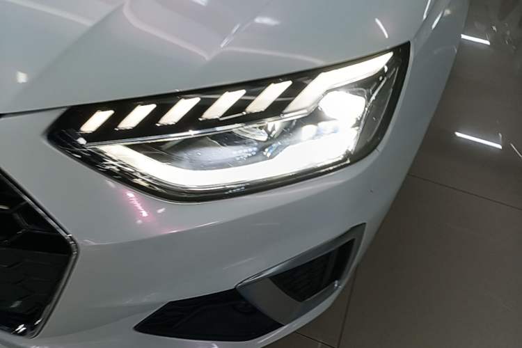 Used Audi A4L 2024 40 TFSI Fashion Dynamic Model
