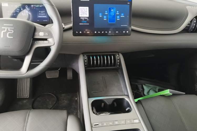 Used BYD Yuan PLUS 2025 Intelligent Driving Version 430 KM – Leading Edition