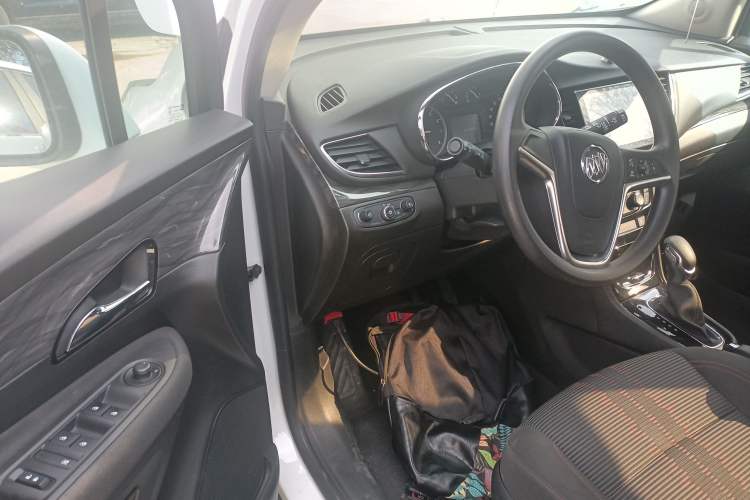 Used Buick Encore 2016 18T Automatic Two-Wheel Drive Urban Leading Edition