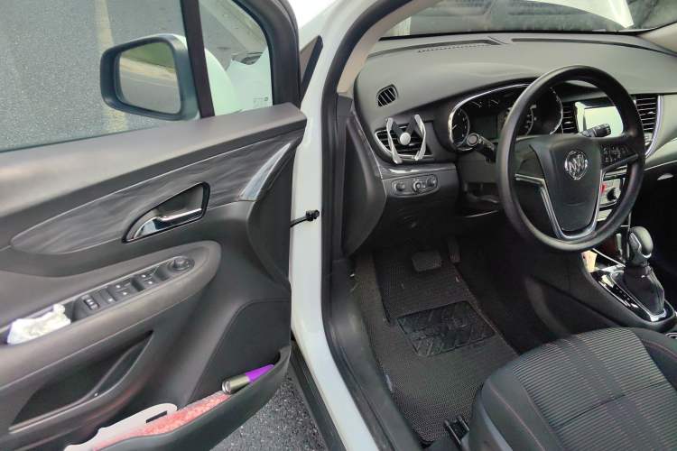 Used Buick Encore 2018 18T Automatic Two-Wheel Drive Urban Leading Model
