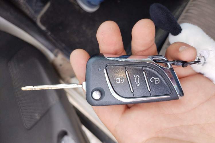 Used Mitsubishi Pajero 2011 V73 3.0L AT GLX
