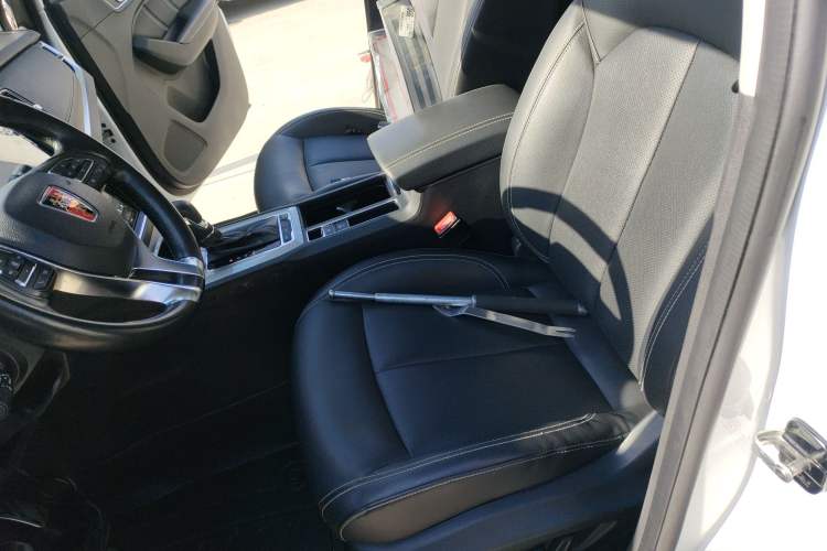 Used Roewe RX5 2018 20T Two-Wheel Drive Automatic Internet Smart Luxury Edition