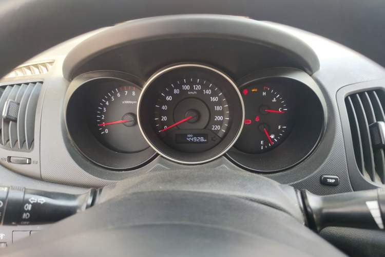 Used Kia Forte 2014 1.6L MT GL
