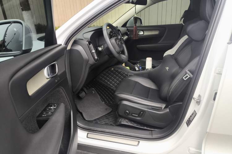 Used Volvo XC40 2020 T3 Zhiyuan Luxury Edition
