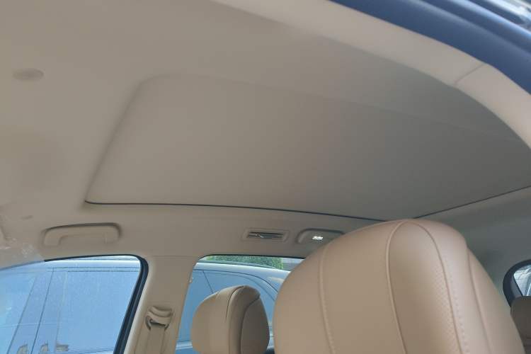 Used Hima AITO M7 2024 1.5T Intelligent Driving Rear-Drive Pro Version 5 Seats Headliner