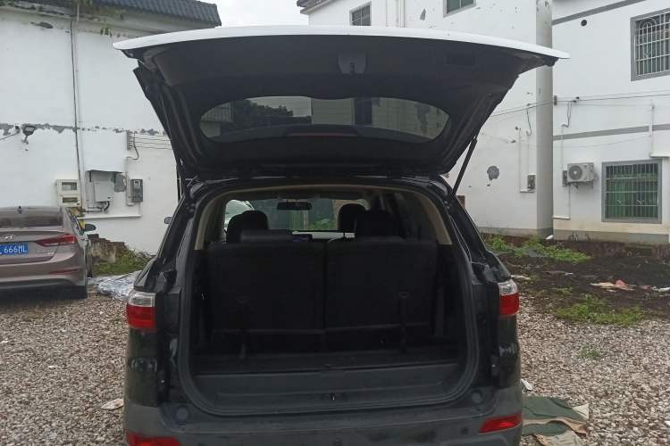 Used Dongfeng Fengon S560 2021 Revised 1.5T CVT Elite Version Trunk