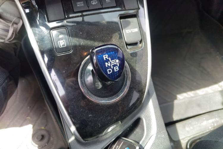Used Toyota Corolla Hybrid E+ 2019 1.8L E-CVT Leading Edition Gear Lever