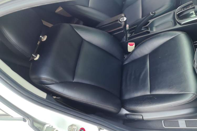 Used Honda Greiz 2016 1.5L CVT Classic Edition Right Front Seat