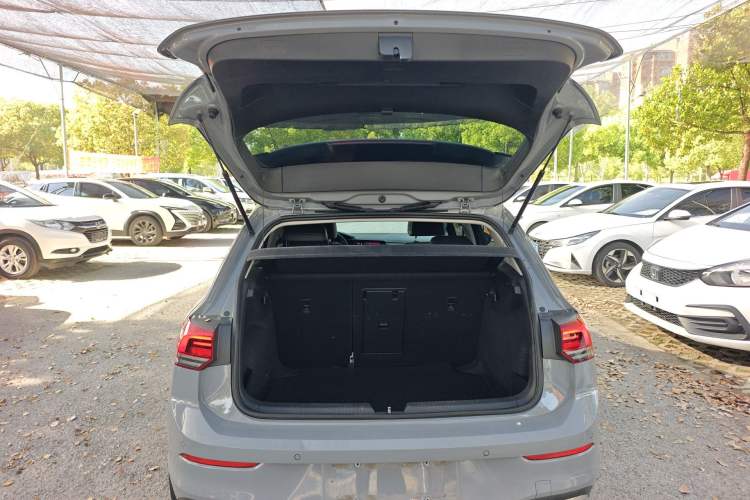 Used Volkswagen Golf 2021 280TSI DSG Pro First Edition Trunk