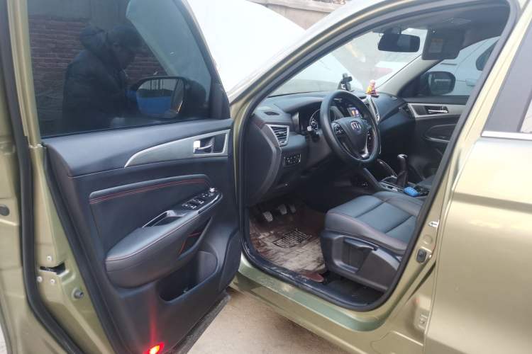 Used Changan CS75 2017 Shangku Edition 1.5T Manual ZhiXiang Model