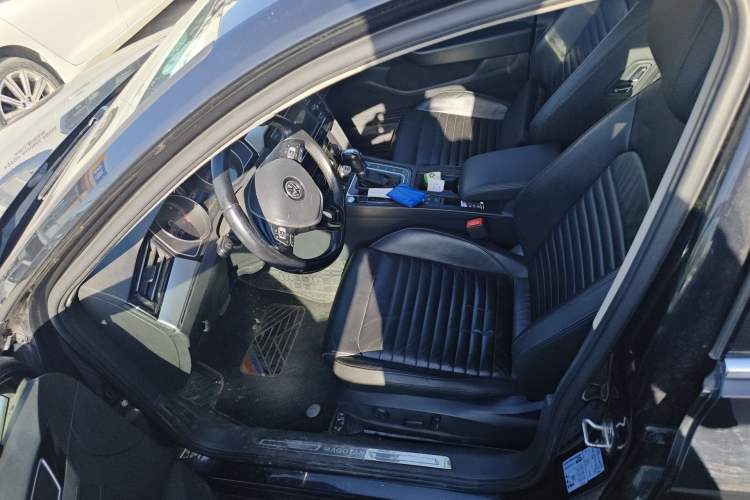 Used Volkswagen Magotan 2018 280TSI DSG Leading Model Driver Seat