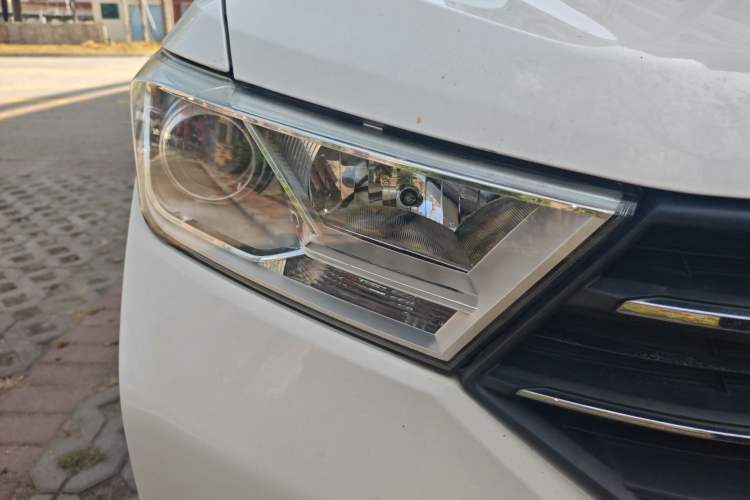 Used Wuling Hongguang 2019 1.5L S Standard Version China VI LAR
