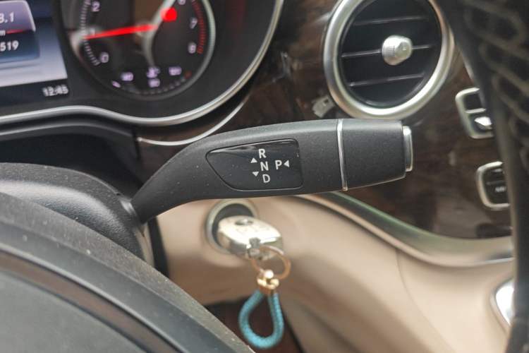 Used Mercedes-Benz V-Class 2016 V 260 L Prestige Extended Edition
