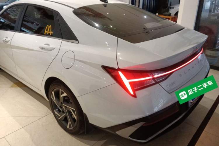 Used Hyundai Elantra 2023 1.5L CVT LUX Prestige Edition