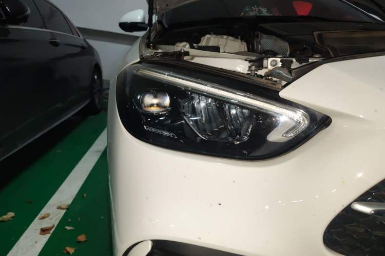 Used Mercedes-Benz C-Class 2024 C 260 L Sport Edition Right Front Headlight