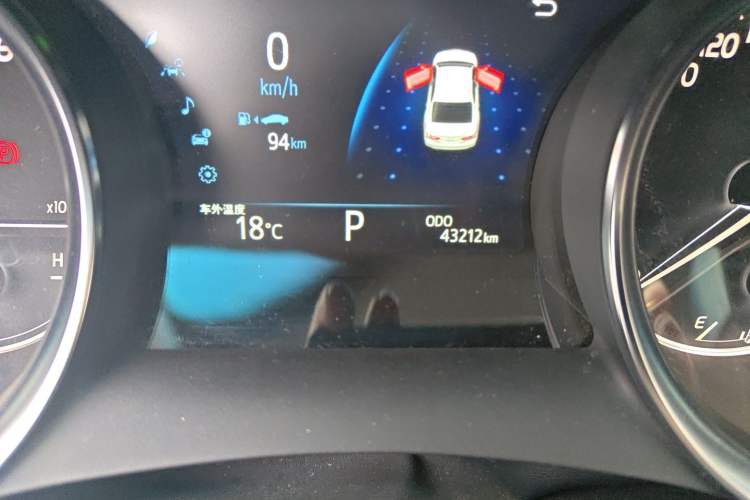 Used Toyota Camry 2021 2.0G Luxury Edition