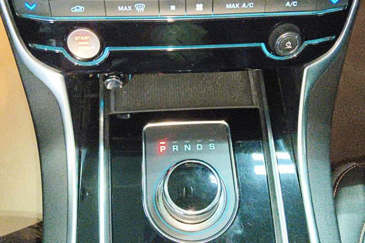 Used Jaguar XEL 2018 2.0T 200 PS Premium Edition