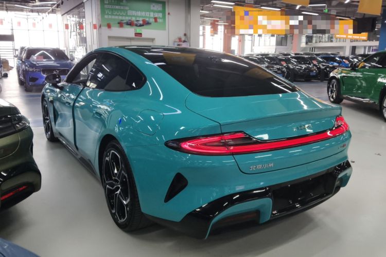 Used Xiaomi Auto SU7 2024 Four-Wheel Drive Ultra-Long Range Advanced Intelligent Driving Max Edition