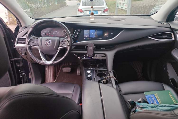 Used Buick Enclave 2020 28T Two-Wheel Drive Luxury Version
