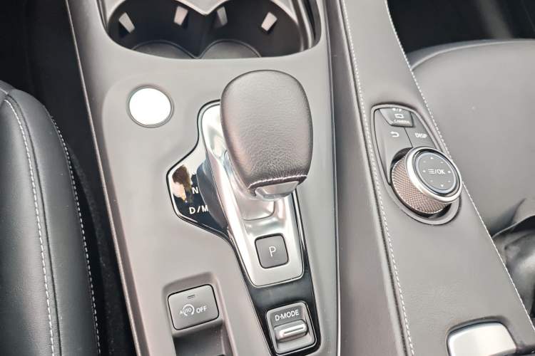 Used Infiniti QX55 2022 2.0T All-Wheel-Drive Ignite Edition Gear Lever