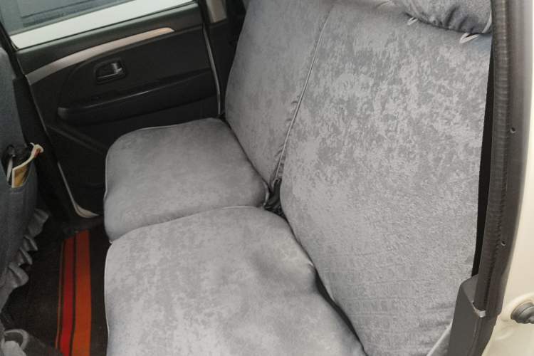 Used Suzuki Wagon R X5 2013 Revised Version 1.4L VVT Cruise Edition Left Rear Seat