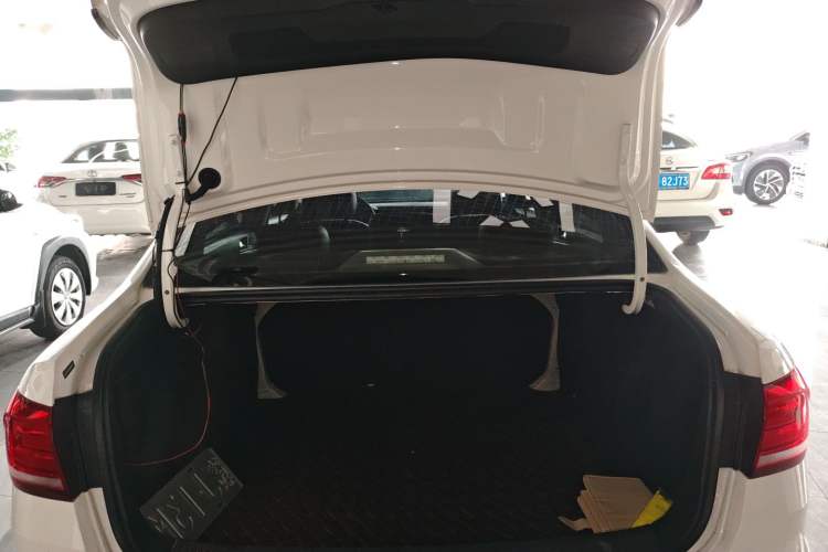 Used Volkswagen Lavida 2019 Lavida Start 1.5L Automatic Trendy Version China VI Standard Trunk