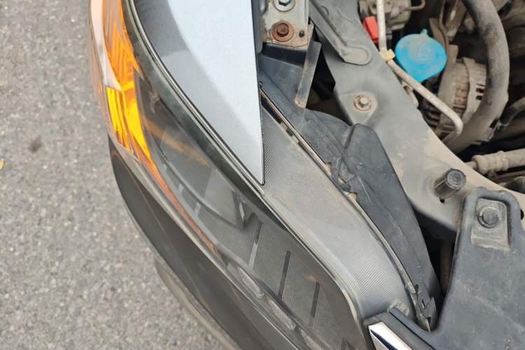 Used Everus S1 2013 1.5L Automatic Comfort Edition
